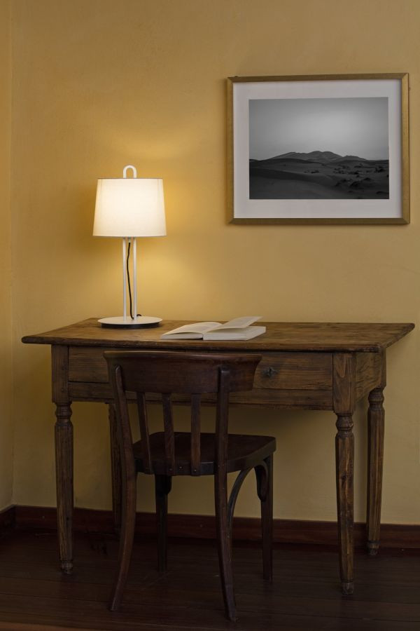 Lámpara de sobremesa MONTREAL BLANCA de Faro Barcelona